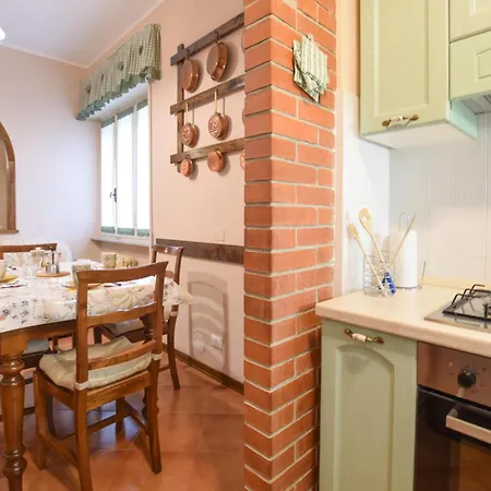 Apartment Lovely In With Wifi Camaiore
